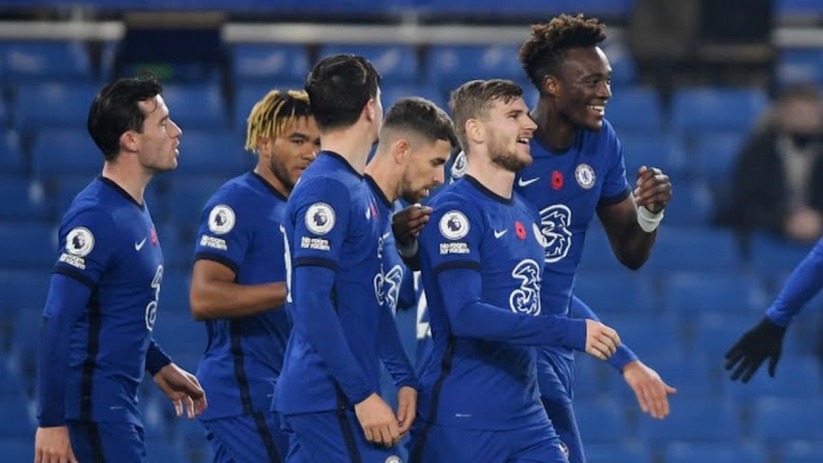 Chelsea giành chiến thắng đậm để tiến vào tốp 3 (Ảnh: Reuters).