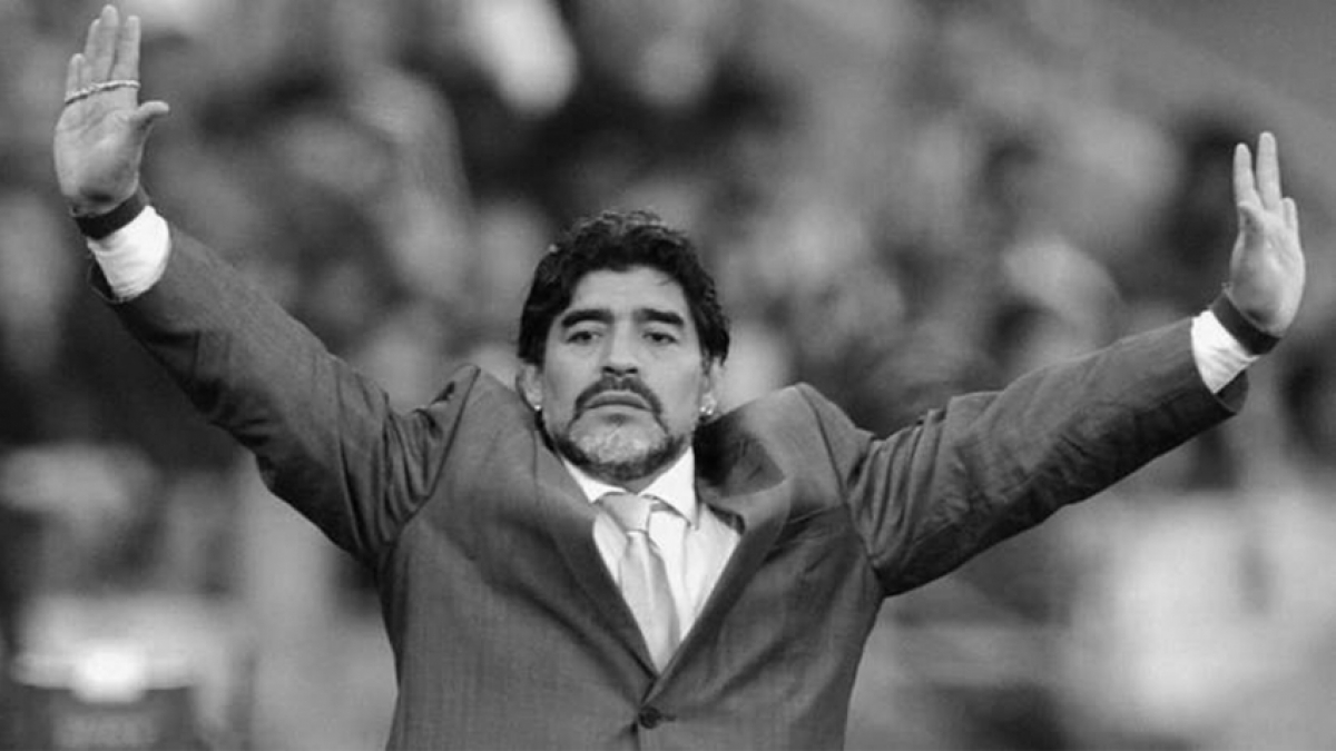 Thế giới bày tỏ sự tiếc thương trước sự ra đi của Maradona. Ảnh: Marca