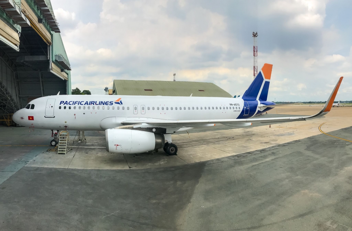 Máy bay Pacific Airlines phải dừng bay vì hành khách doạ có bom.