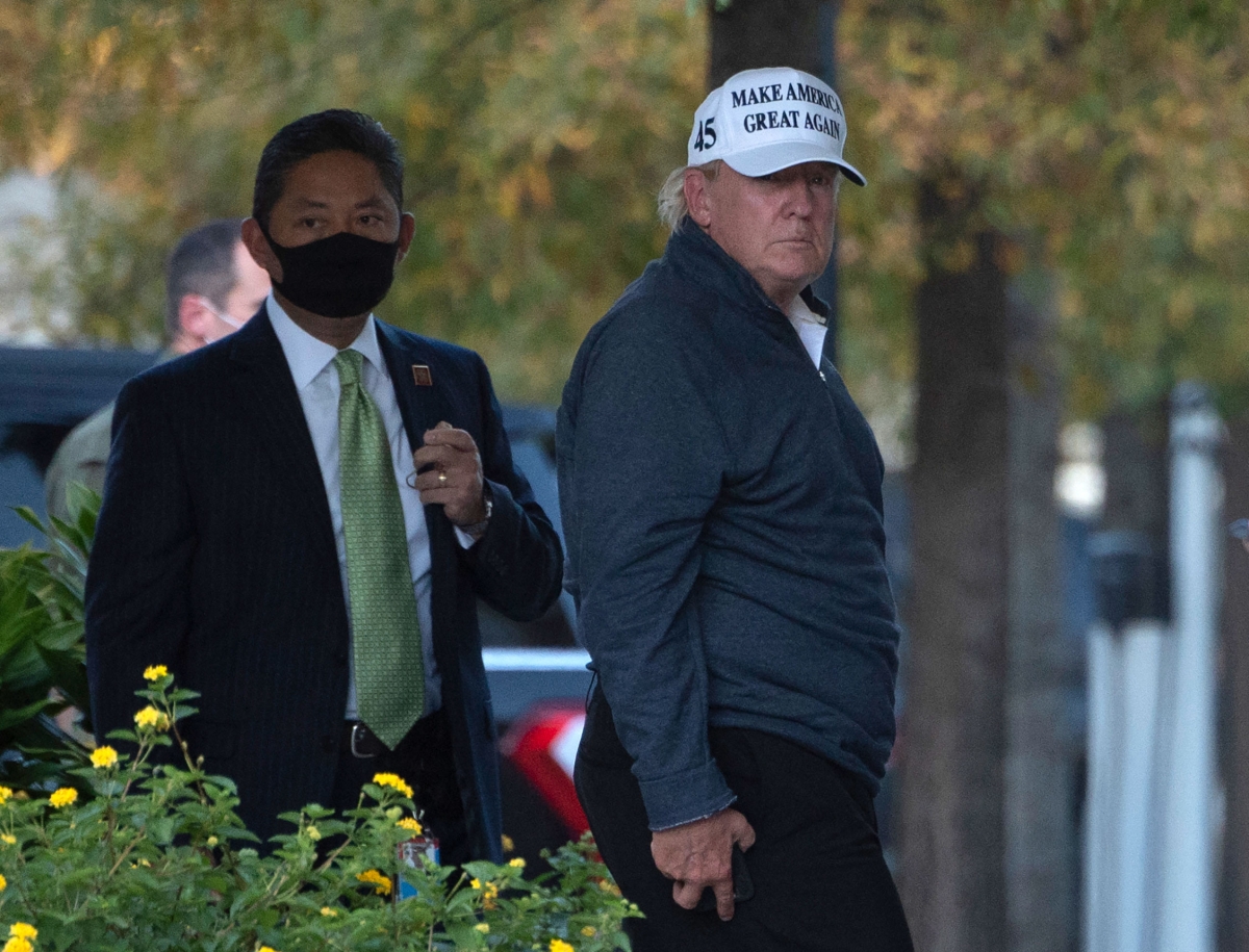 Ông Trump trở về Nhà Trắng chiều 7/11. Ảnh: AFP/Getty.