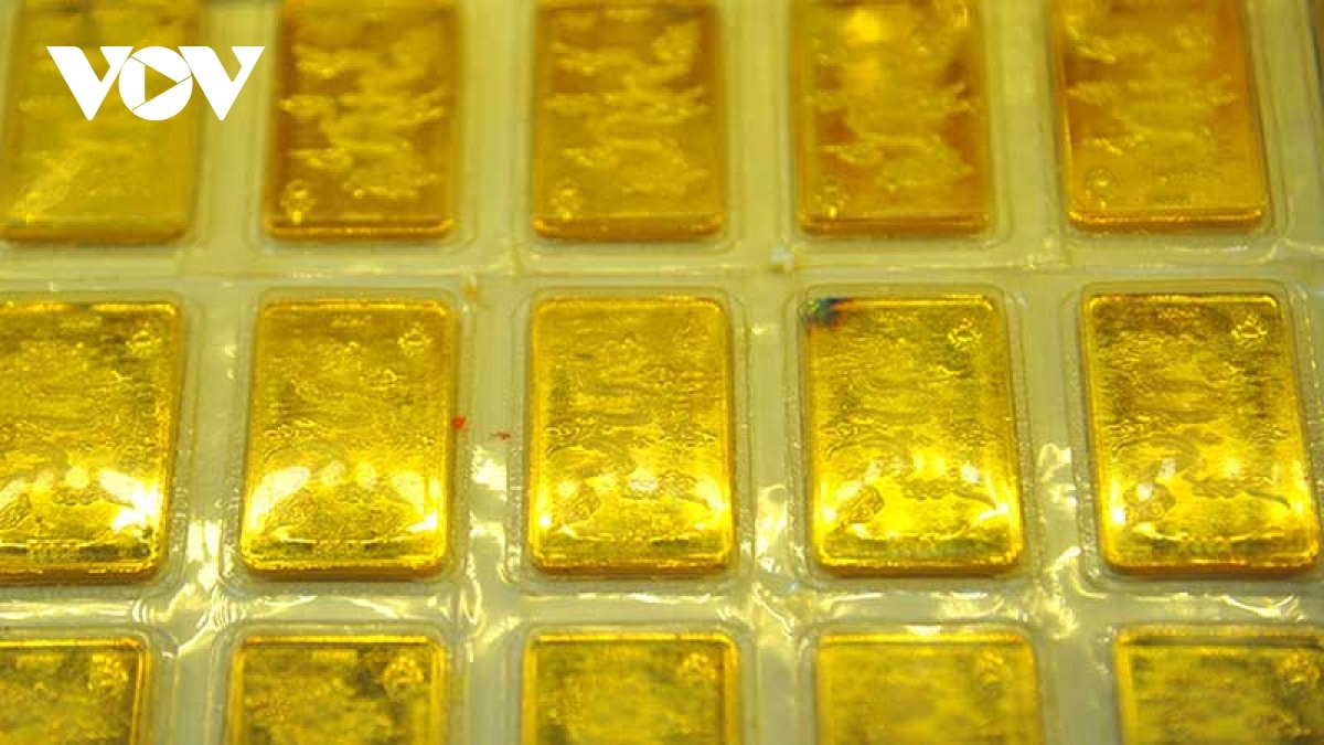 Giá vàng trong nước giảm mạnh cuối phiên ngày 4/11.