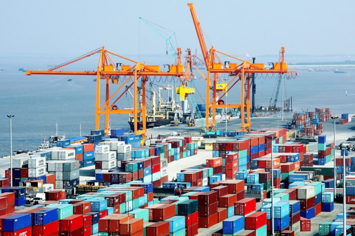 Việt Nam xuất siêu kỷ lục, đạt hơn 20 tỷ USD trong 11 tháng (Ảnh minh họa: KT)