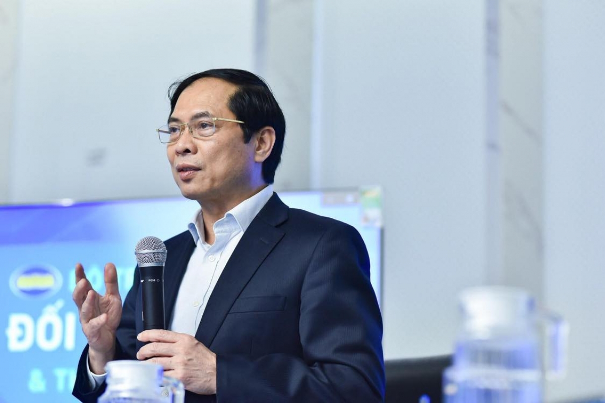 Bộ trưởng Ngoại giao Bùi Thanh Sơn.