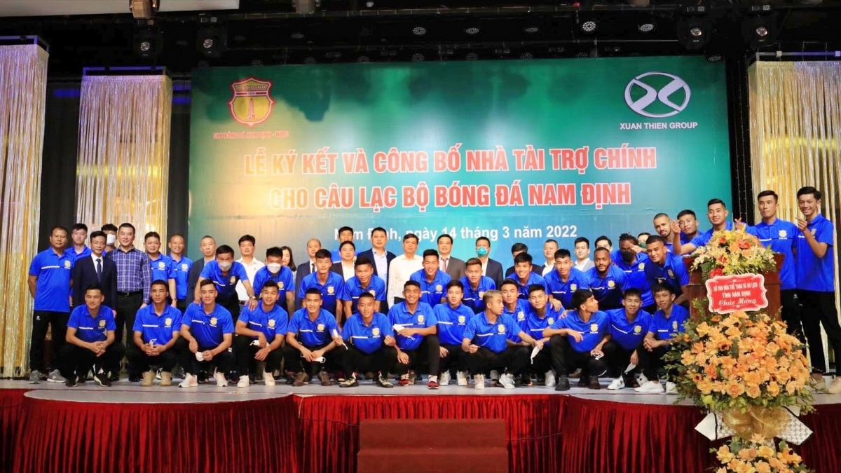 CLB Nam Định có gói tài trợ 200 tỷ/4 năm.