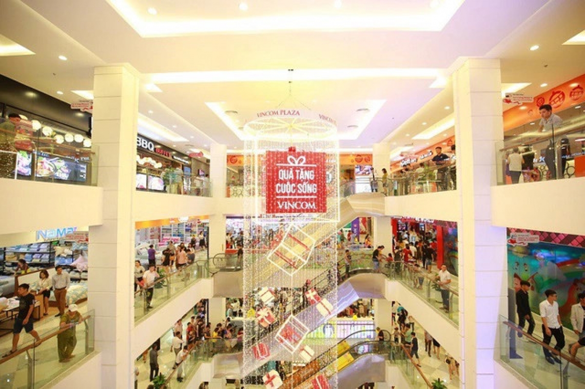 Trung tâm thương mại Vincom - thiên đường mua sắm vui chơi giải trí bất tận.