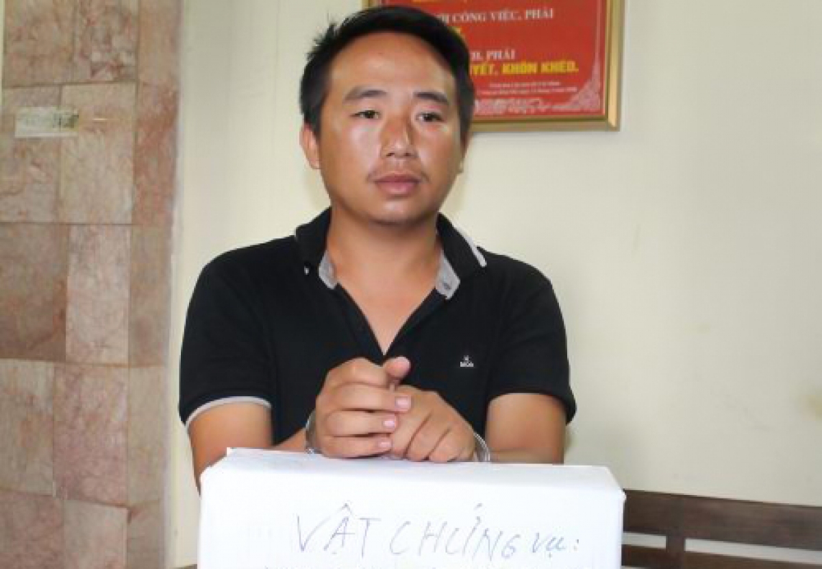 Đối tượng Ly La bị bắt giữ cùng 20 bánh heroin vào tháng 6/2018