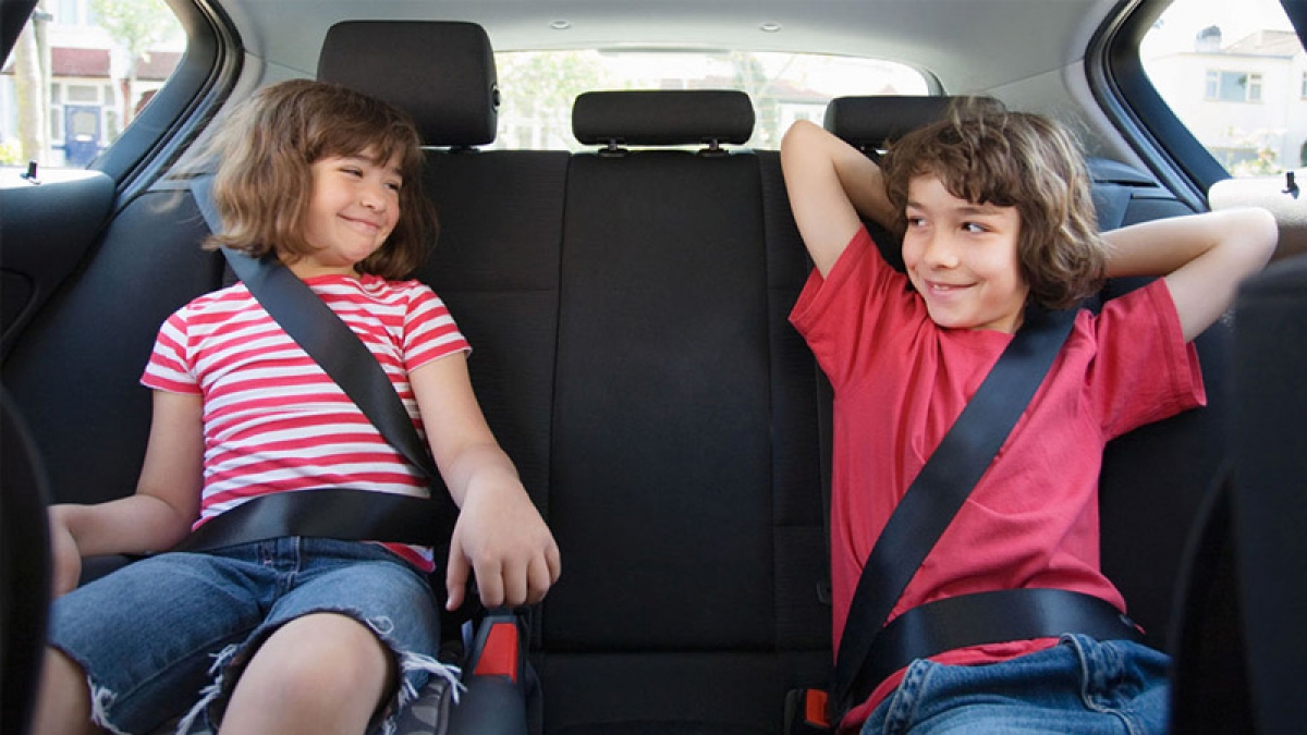 Dây an toàn giúp giữ cố định người ngồi trên xe khi không may xảy ra tai nạn.