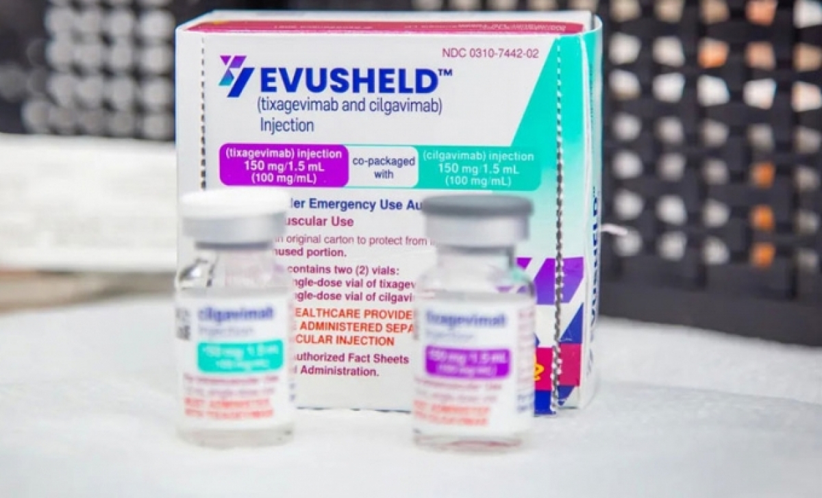 Bộ Y tế khẳng định, EVUSHELD là thuốc, không phải là “siêu vaccine”.