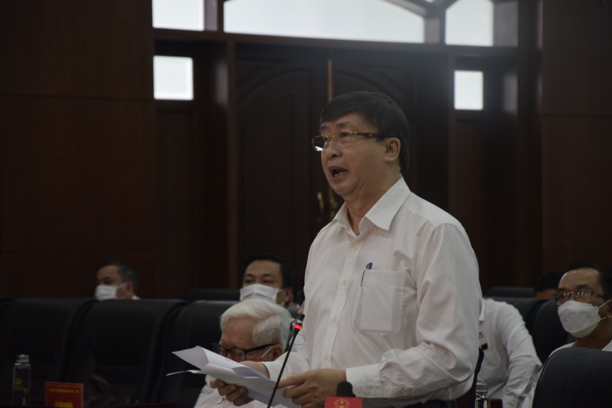 Ông Bùi Văn Tiếng- Chủ tịch Liên hiệp các hội văn học nghệ thuật thành phố Đà Nẵng