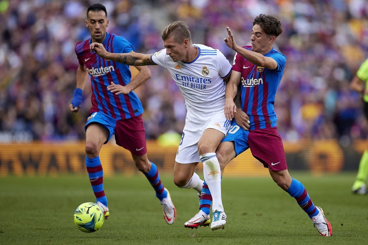 Real Madrid sẽ tiếp đón Barca ở trận siêu kinh điển. (Ảnh: Getty)