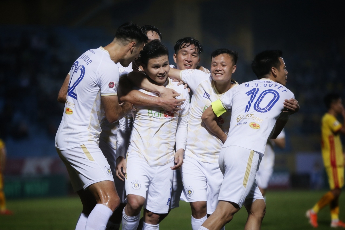 Derby thủ đô chia tay Quang Hải. (Ảnh: Minh Hoàng).