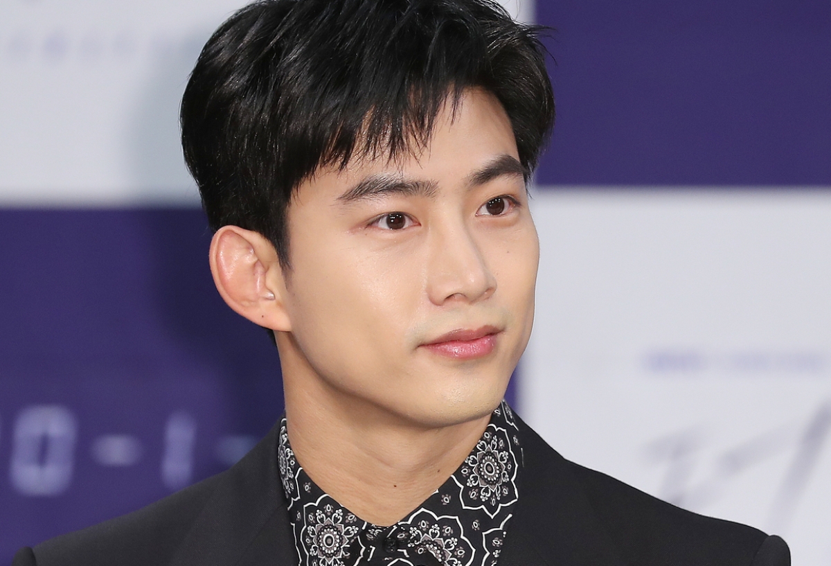 Ok Taecyeon 