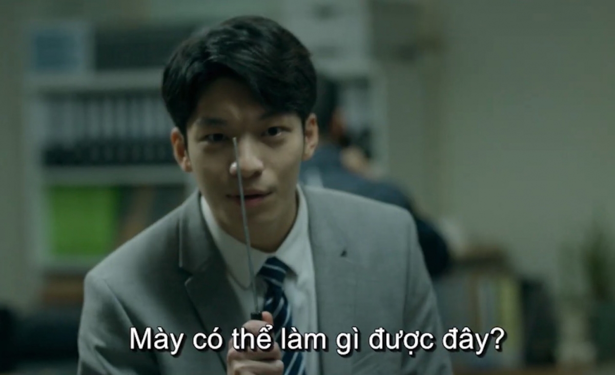 Wi Ha Joon vào vai tội phạm tâm thần.