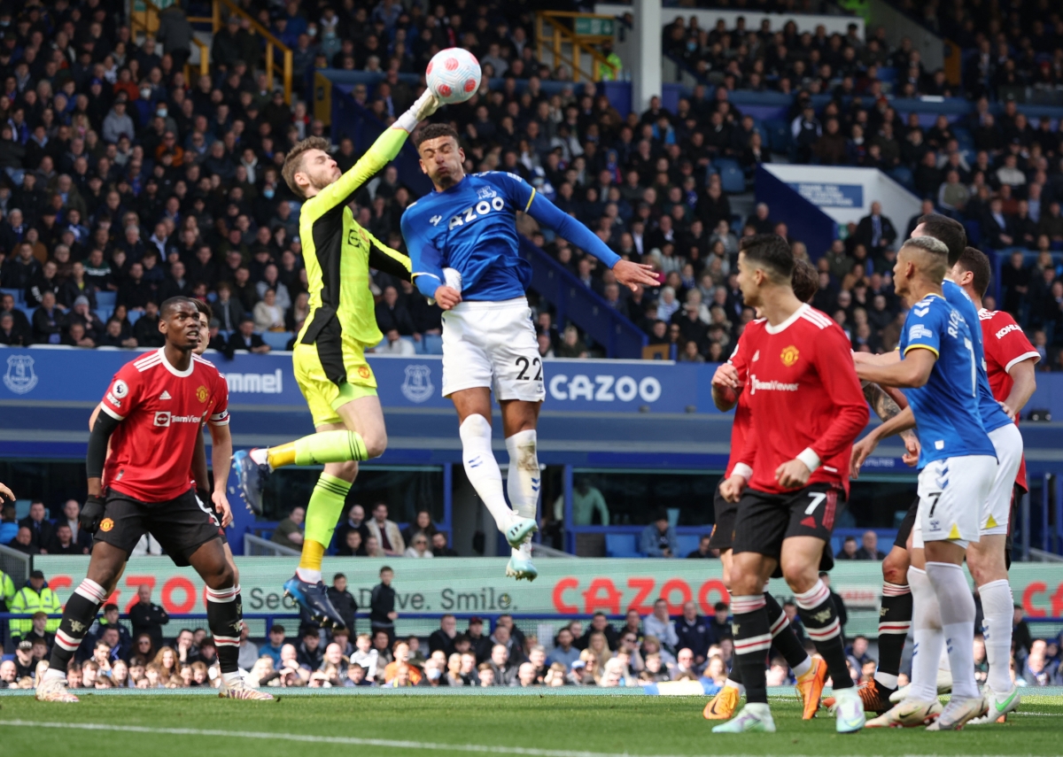 MU đang bế tắc trong việc tìm kiếm bàn quân bình tỷ số trước Everton. (Ảnh: Reuters).