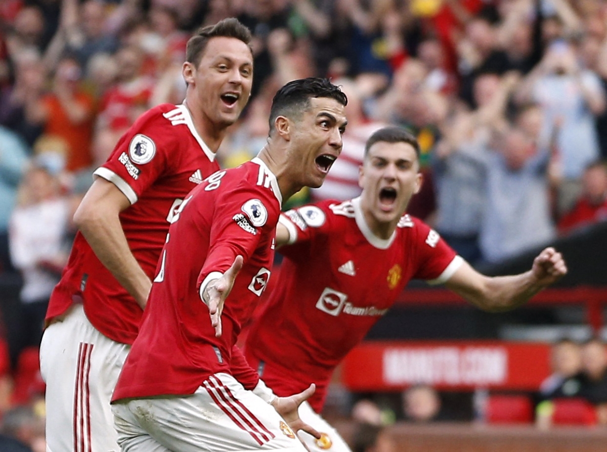 Ronaldo tỏa sáng rực rỡ giúp MU giành chiến thắng (Ảnh: Reuters).