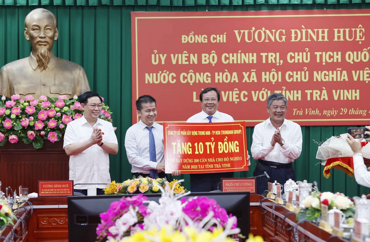 Tập đoàn Trung Nam trao 10 tỷ đồng hỗ trợ tỉnh Trà Vinh xây dựng nhà cho hộ nghèo