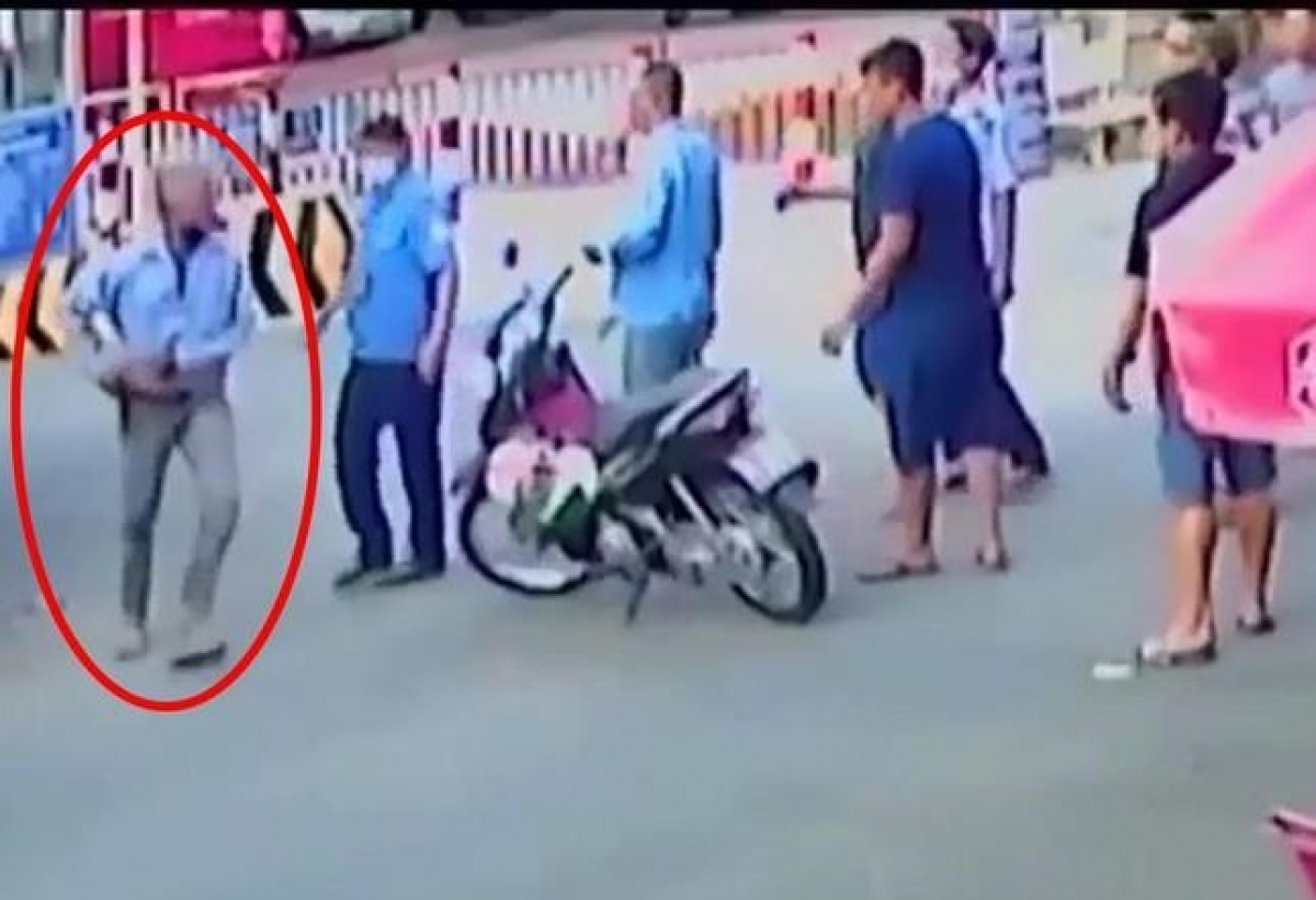 Trí rút tua -vít đâm khiến nạn nhân tử vong.