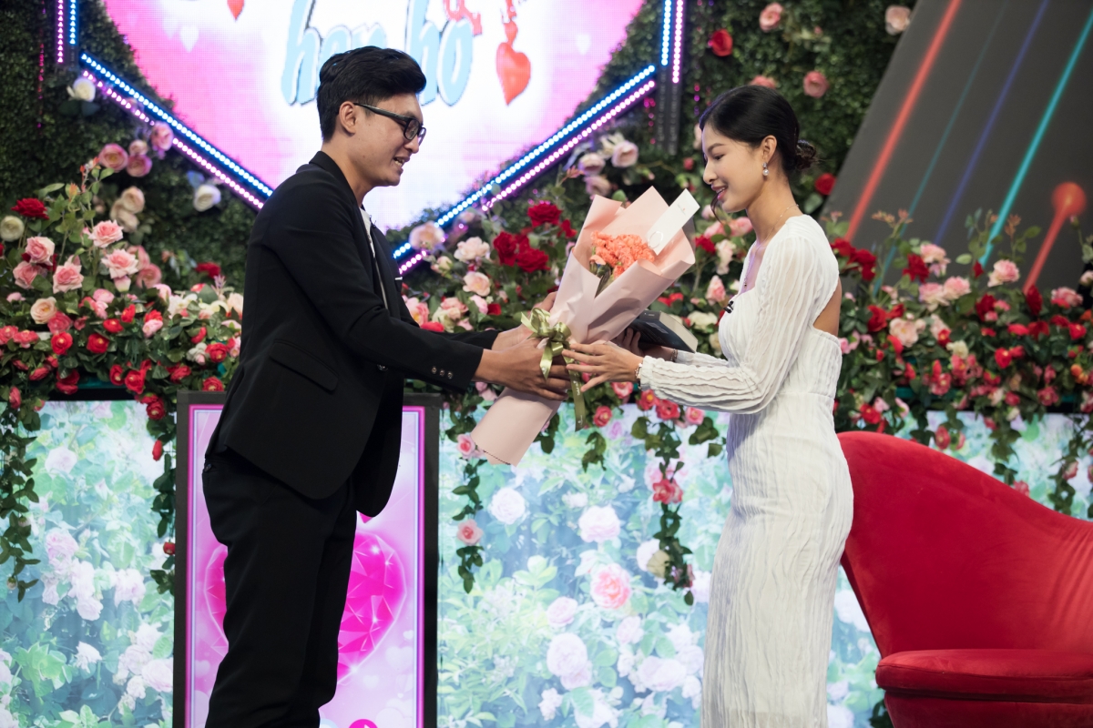 Ánh Phượng và Trọng Hữu.