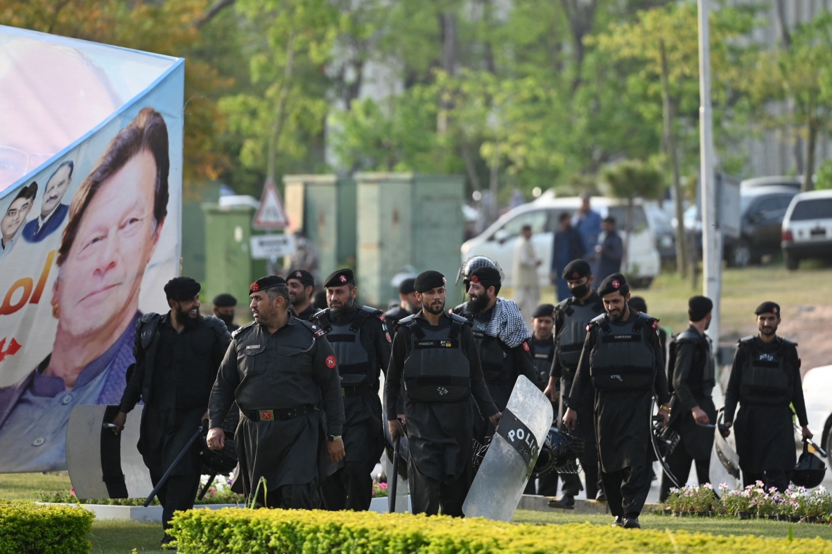 Lực lượng an ninh Pakistan ở Islamabad ngày 3/4. Ảnh: AFP