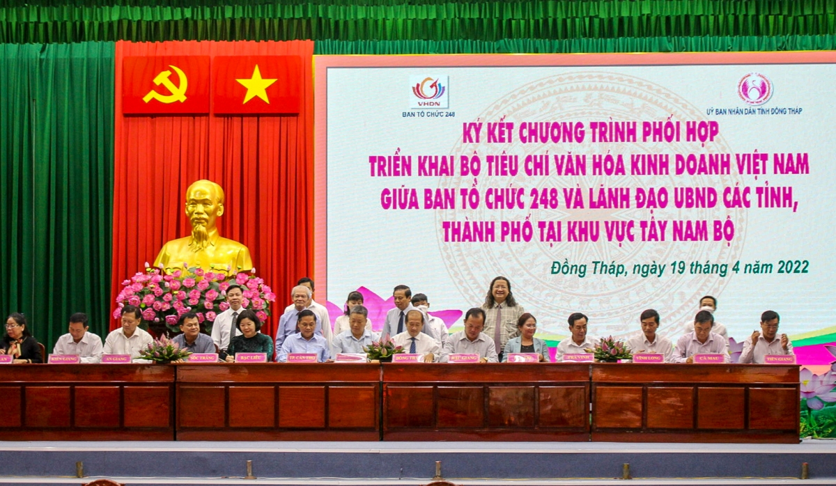 Hội nghị triển khai Bộ tiêu chí Văn hoá kinh doanh Việt Nam đối với 13 tỉnh, thành phố khu vực Tây Nam Bộ. Nguồn: Ban Tổ chức 248