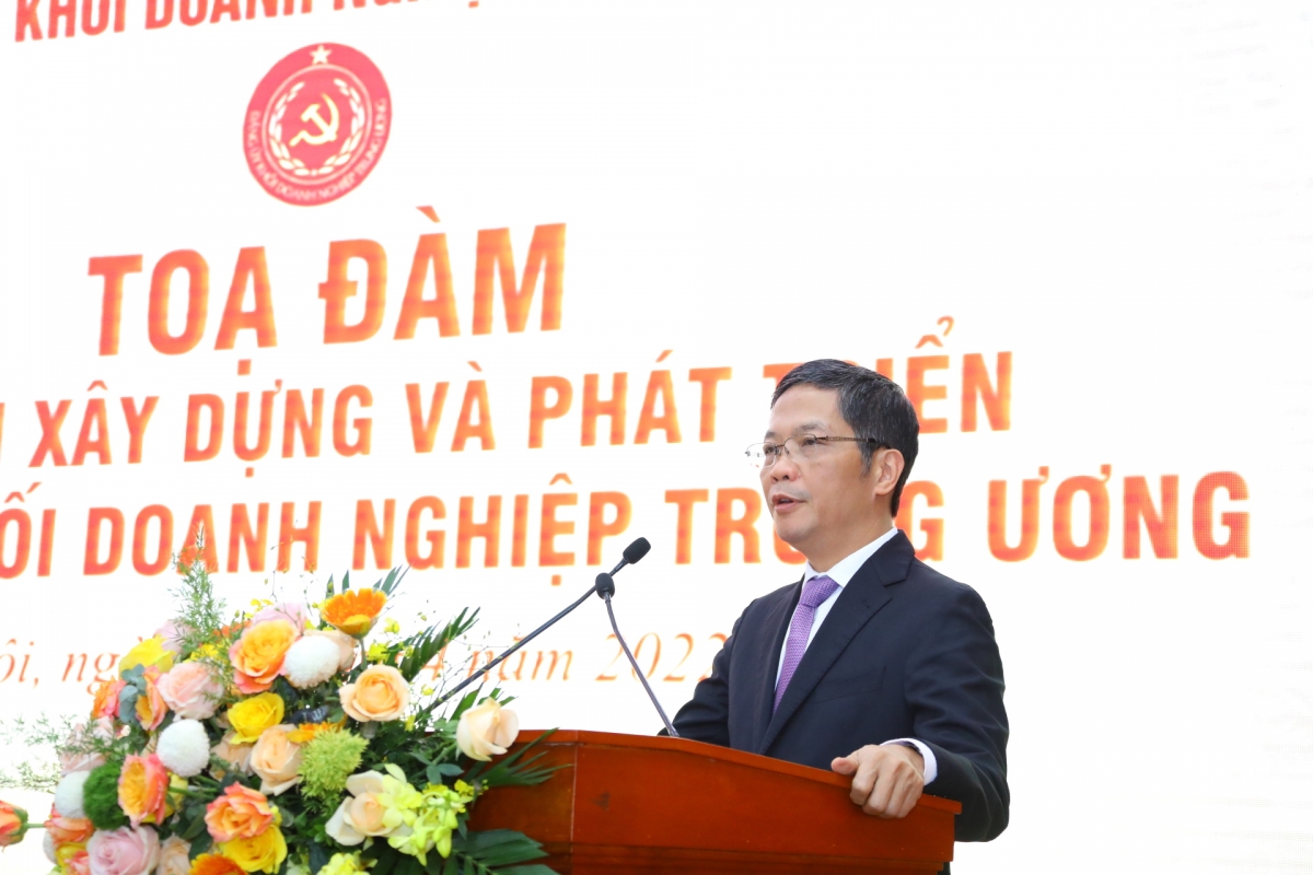 Trưởng Ban Kinh tế Trung ương Trần Tuấn Anh phát biểu tại tọa đàm