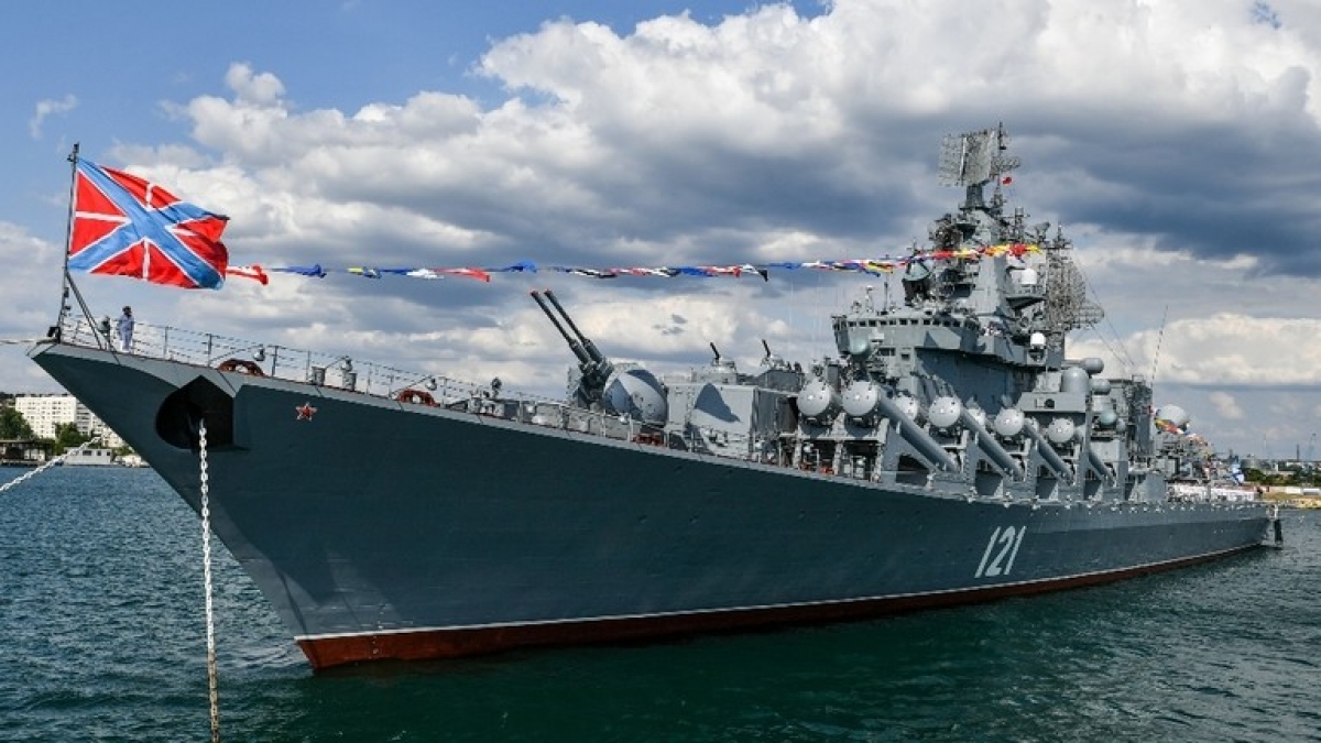 Tàu tuần dương có tên lửa dẫn đường Moskva ở Crimea của Nga. Ảnh: Sputnik