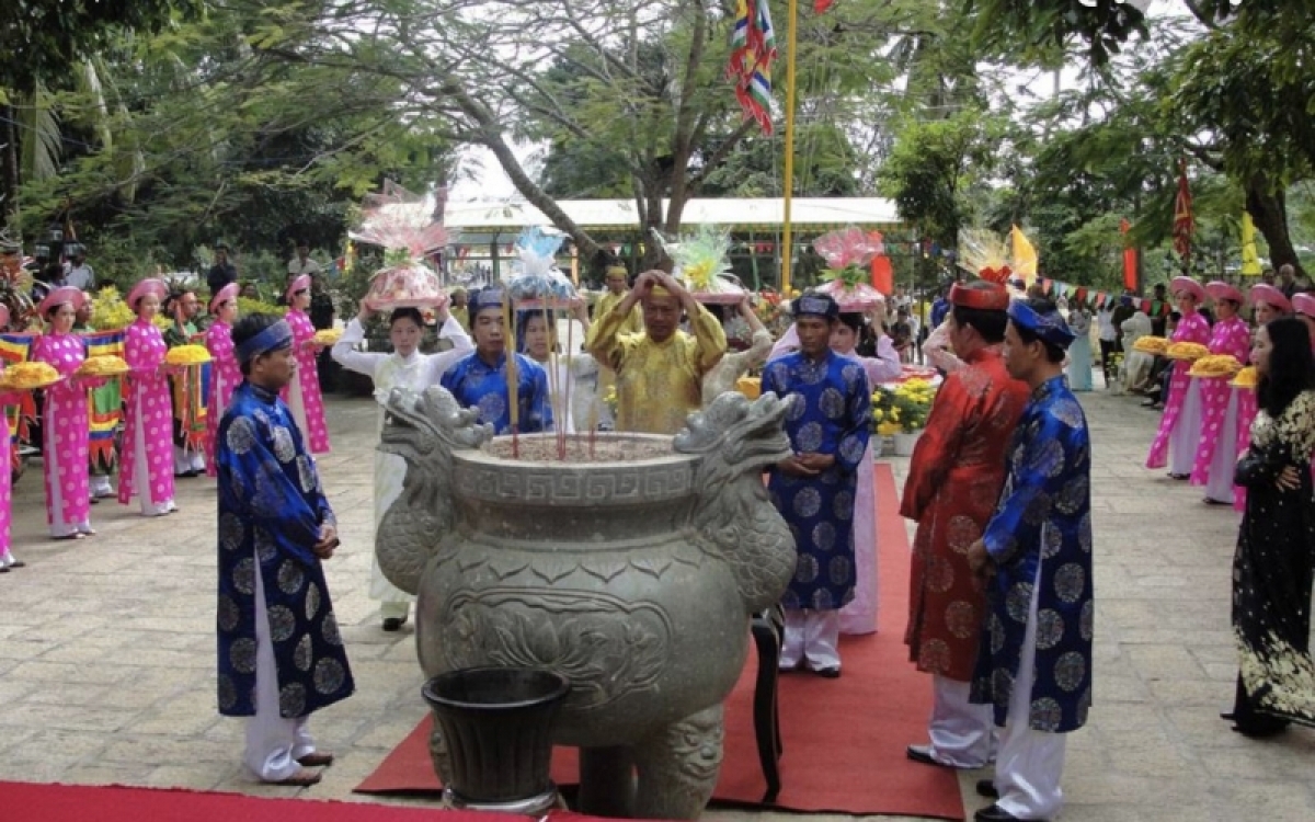 Lễ giỗ Bà thứ phi Hoàng Phi Yến tại huyện Côn Đảo, tỉnh Bà Rịa - Vũng Tàu (ảnh: VH Côn Đảo)