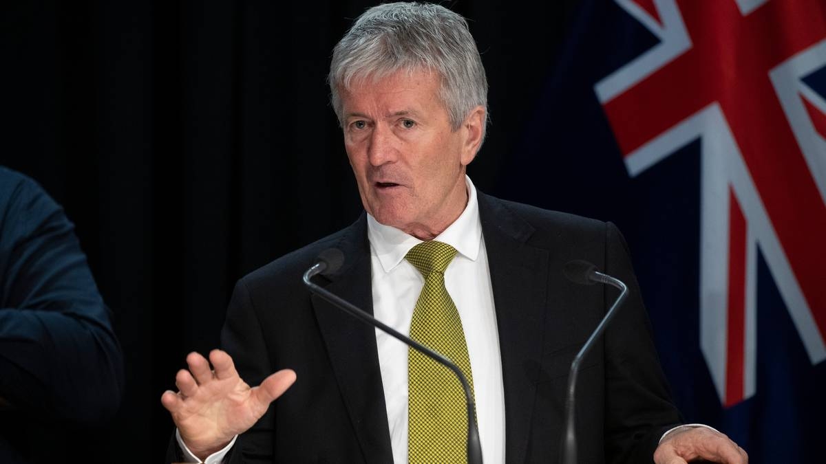 Bộ trưởng Thương mại New Zealand Damien O’Connor công bố biện pháp trừng phạt đối với hàng hóa của Nga. Ảnh Dubai.