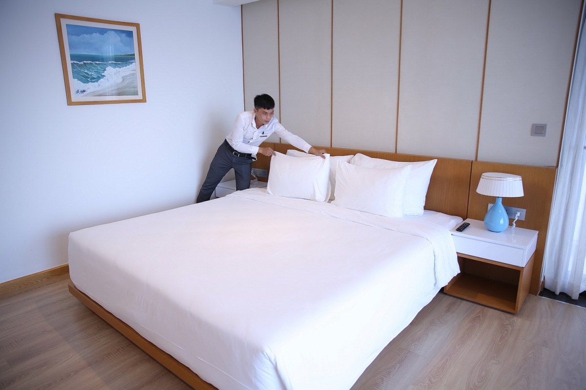 Các khách sạn ở Đà Nẵng đang tăng cường nhân lực phục vụ khách dịp lễ 30/4 - 1/5