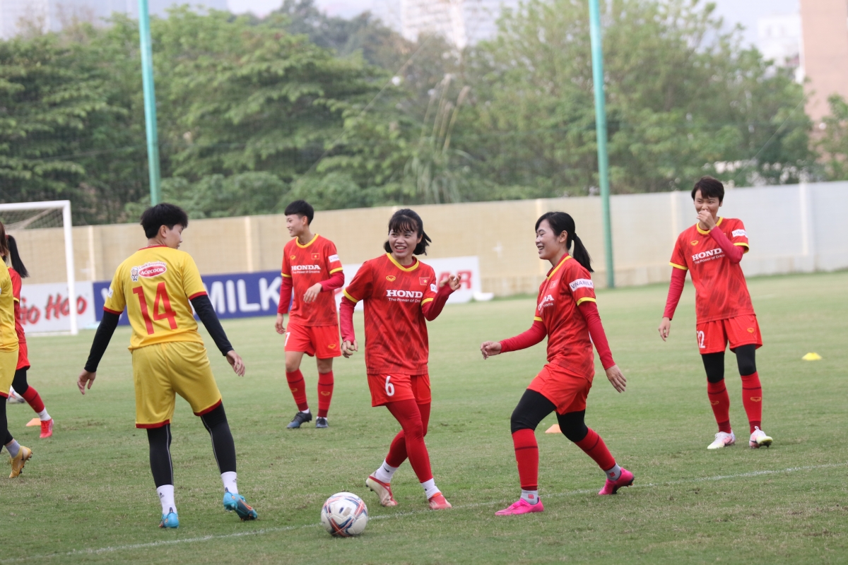 ĐT nữ Việt Nam giao hữu với ĐT nữ Hàn Quốc đúng FIFA Days