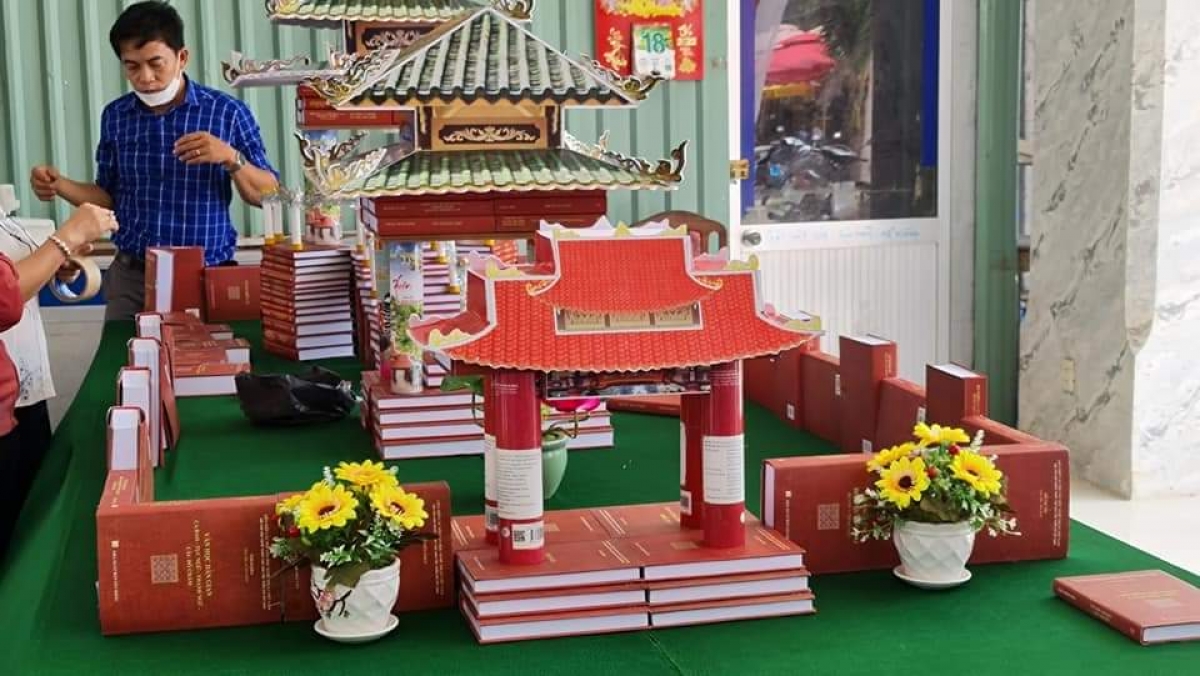 Không gian trưng bày, giới thiệu xếp sách nghệ thuật