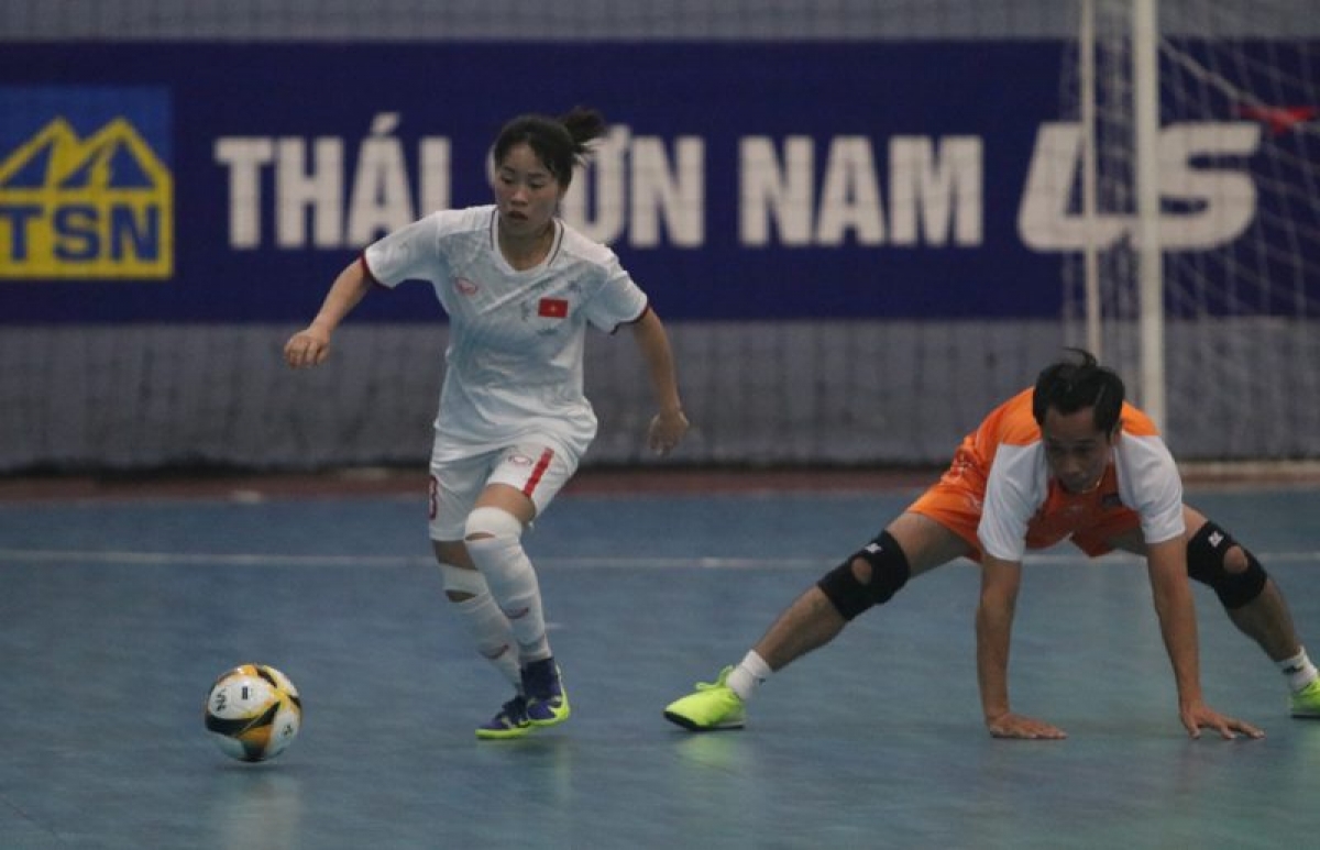 ĐT Futsal nữ Việt Nam tập huấn ở Bahrain trước khi tham dự SEA Games 31. (Ảnh: VFF).