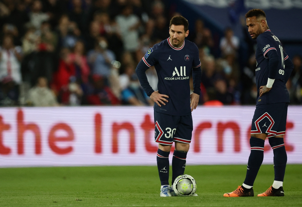 Messi 2 lần bị từ chối bàn thắng (Ảnh: Reuters).