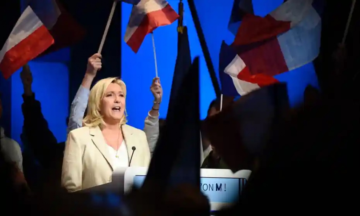 Bà Le Pen đi tranh cử. Ảnh: AFP/Getty.