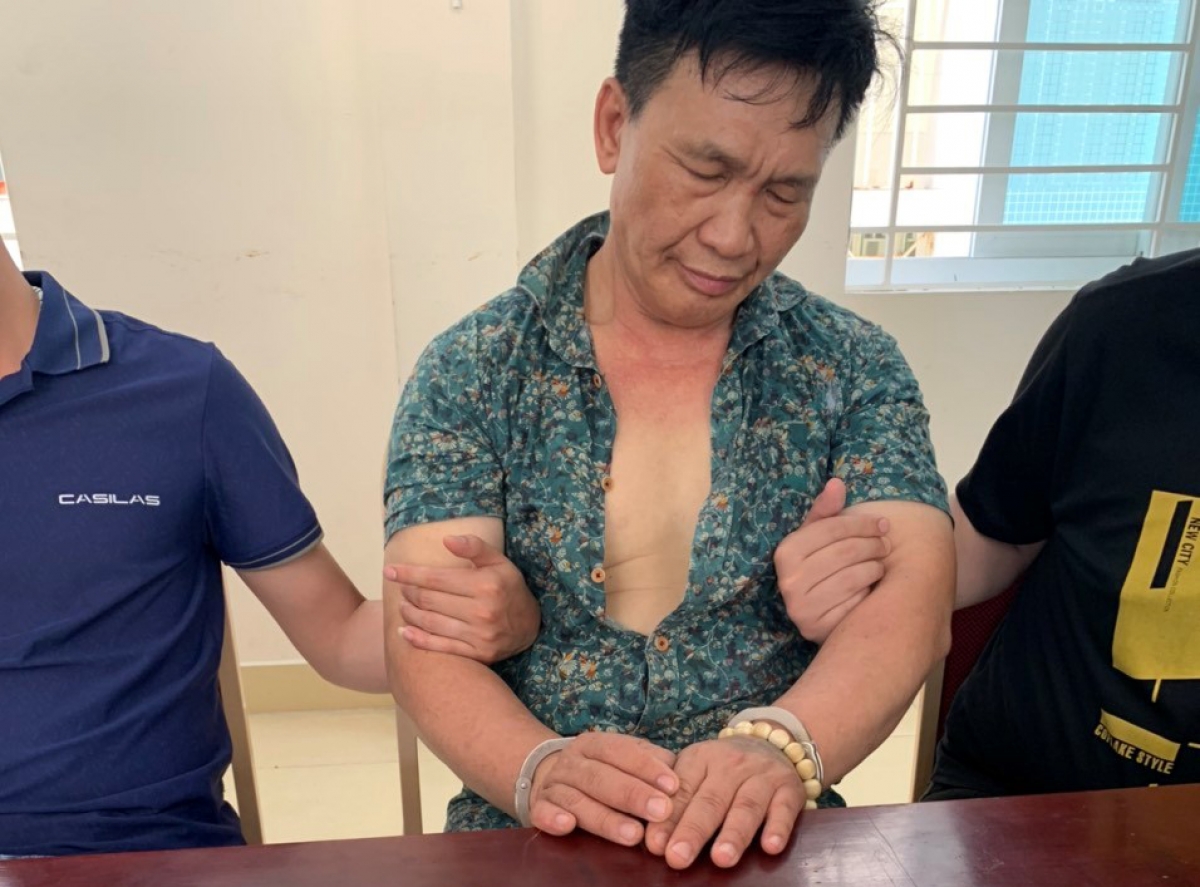 Nguyễn Văn Giáp tại cơ quan công an (Ảnh: Công an thành phố Hải Phòng)