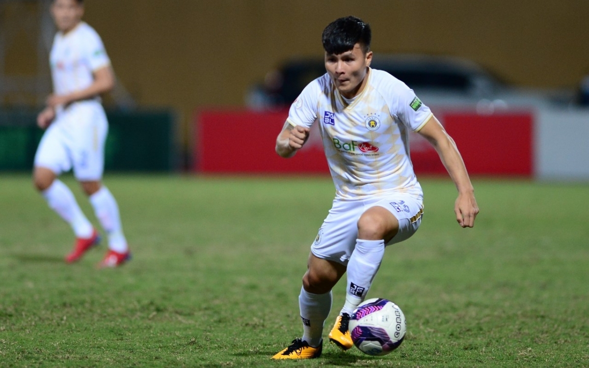 Quang Hải chuẩn bị chia tay Hà Nội FC để ra nước ngoài chơi bóng. (Ảnh: Dương Thuật)