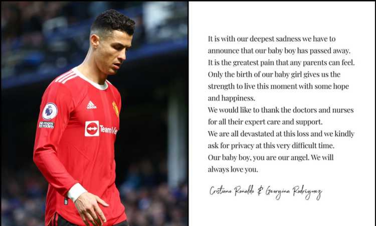 Cristiano Ronaldo thông báo mất con. (Ảnh: Express)