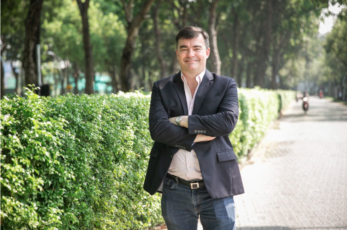 Ông Oliver Brazier, Giám đốc OfficeHaus