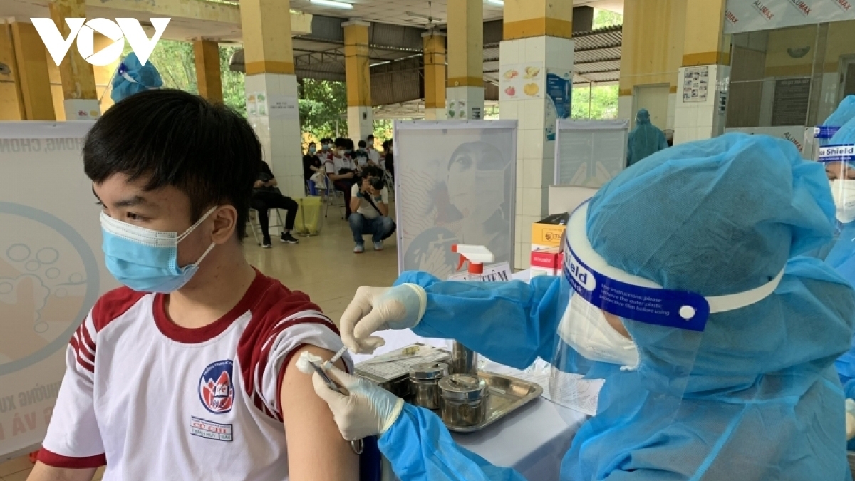 Ghi nhận khoảng 80 trường hợp phản ứng nhẹ sau tiêm ở trẻ từ 5- dưới 12 tuổi trong đợt tiêm đầu tiên. (ảnh minh họa)