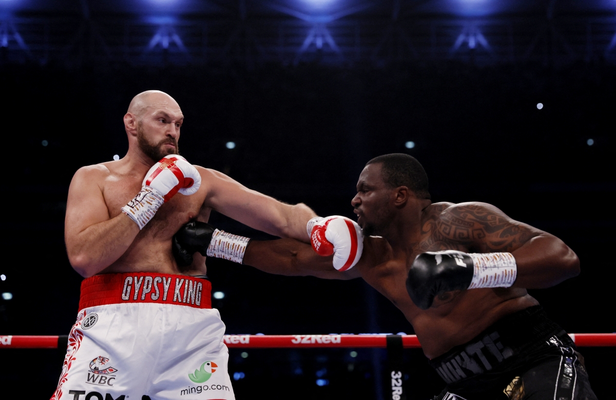 Tyson Fury thi đấu áp đảo trước Dillian Whyte. (Ảnh: Reuters)