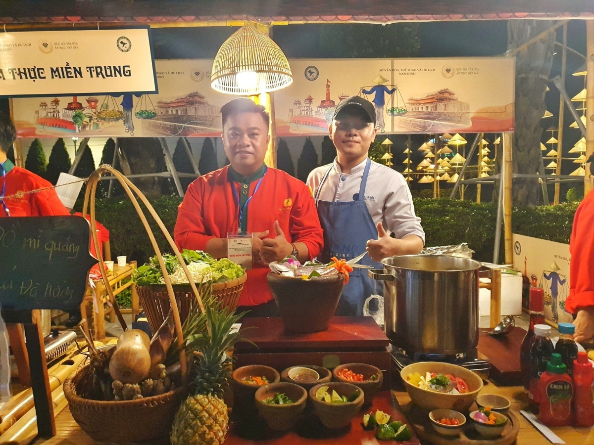 Đưa văn hóa ẩm thực Đà nẵng vươn ra thế giới hình ảnh 1 Dua van hoa am thuc Da nang vuon ra the gioi hinh anh 1