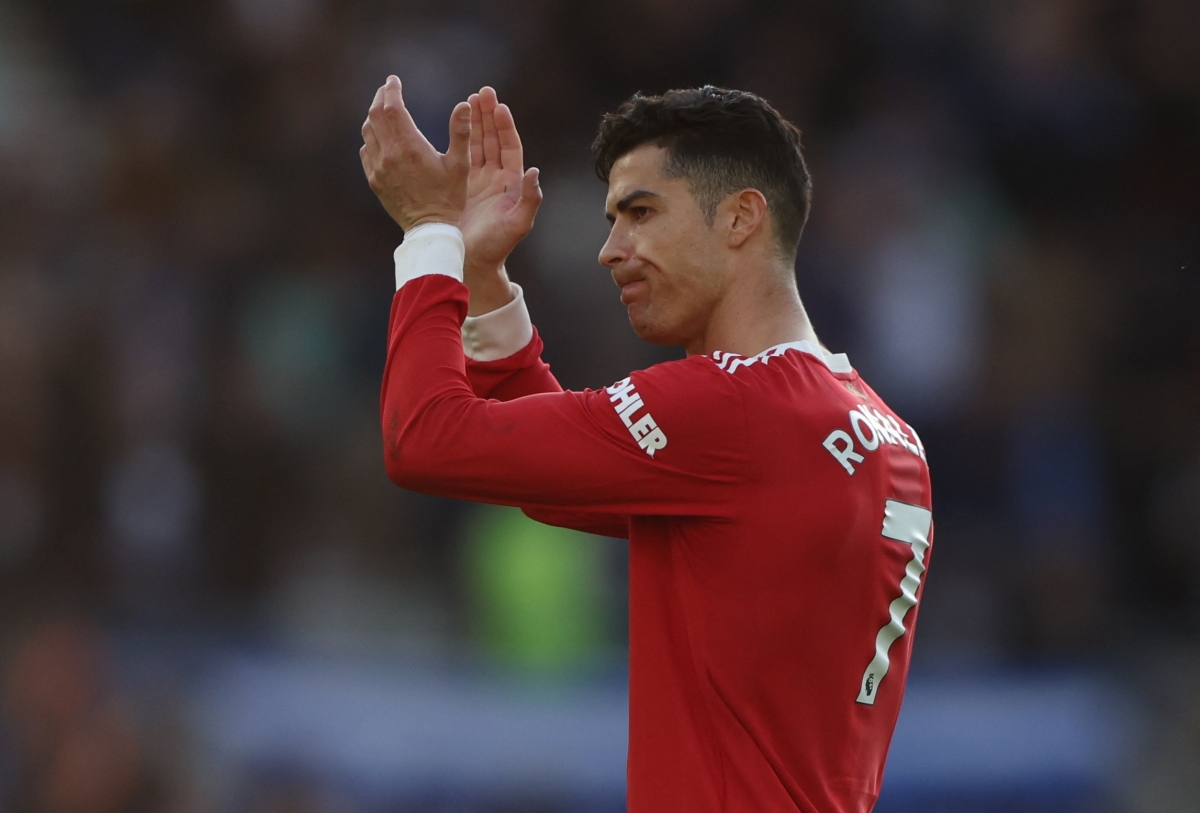 Ronaldo thi đấu tốt nhưng MU lại không thể kết thúc mùa giải trong tốp 4 (Ảnh: Reuters).