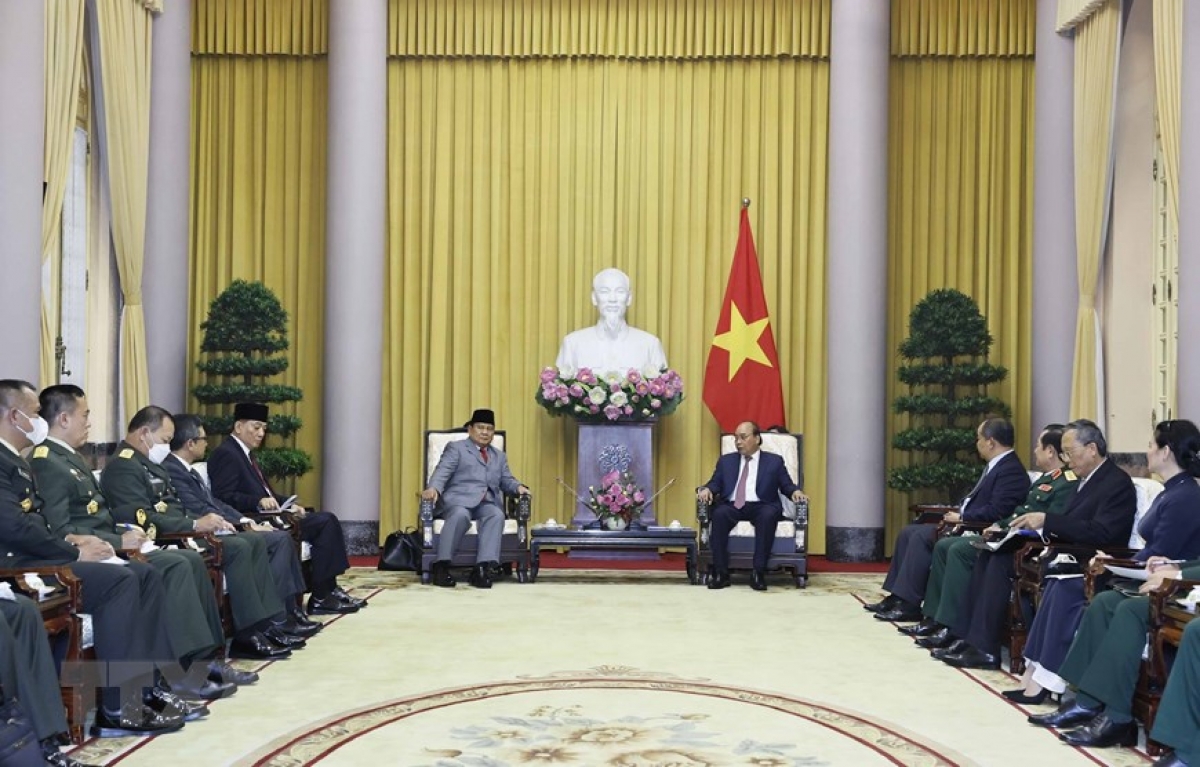  Chủ tịch nước Nguyễn Xuân Phúc và Bộ trưởng Quốc phòng Indonesia Prabowo Subianto.
