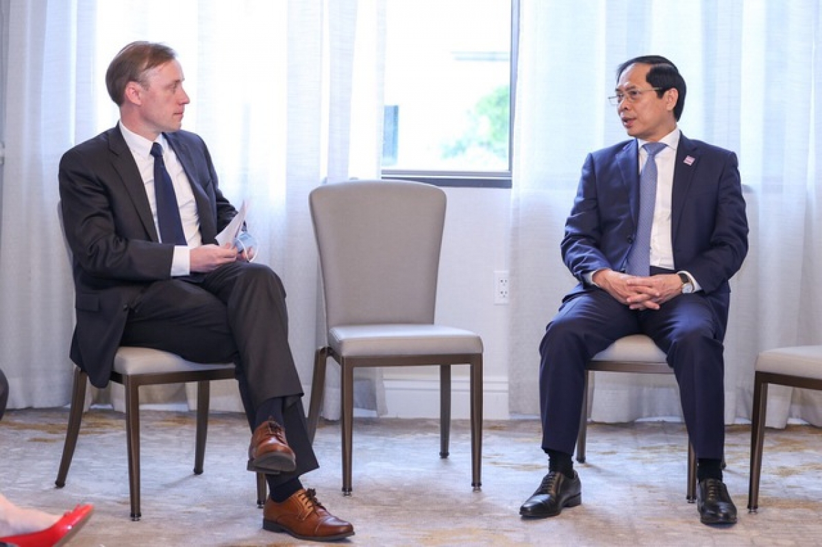 Bộ trưởng Ngoại giao Bùi Thanh Sơn gặp Cố vấn An ninh quốc gia Hoa Kỳ Jake Sullivan - Ảnh: VGP/Nhật Bắc