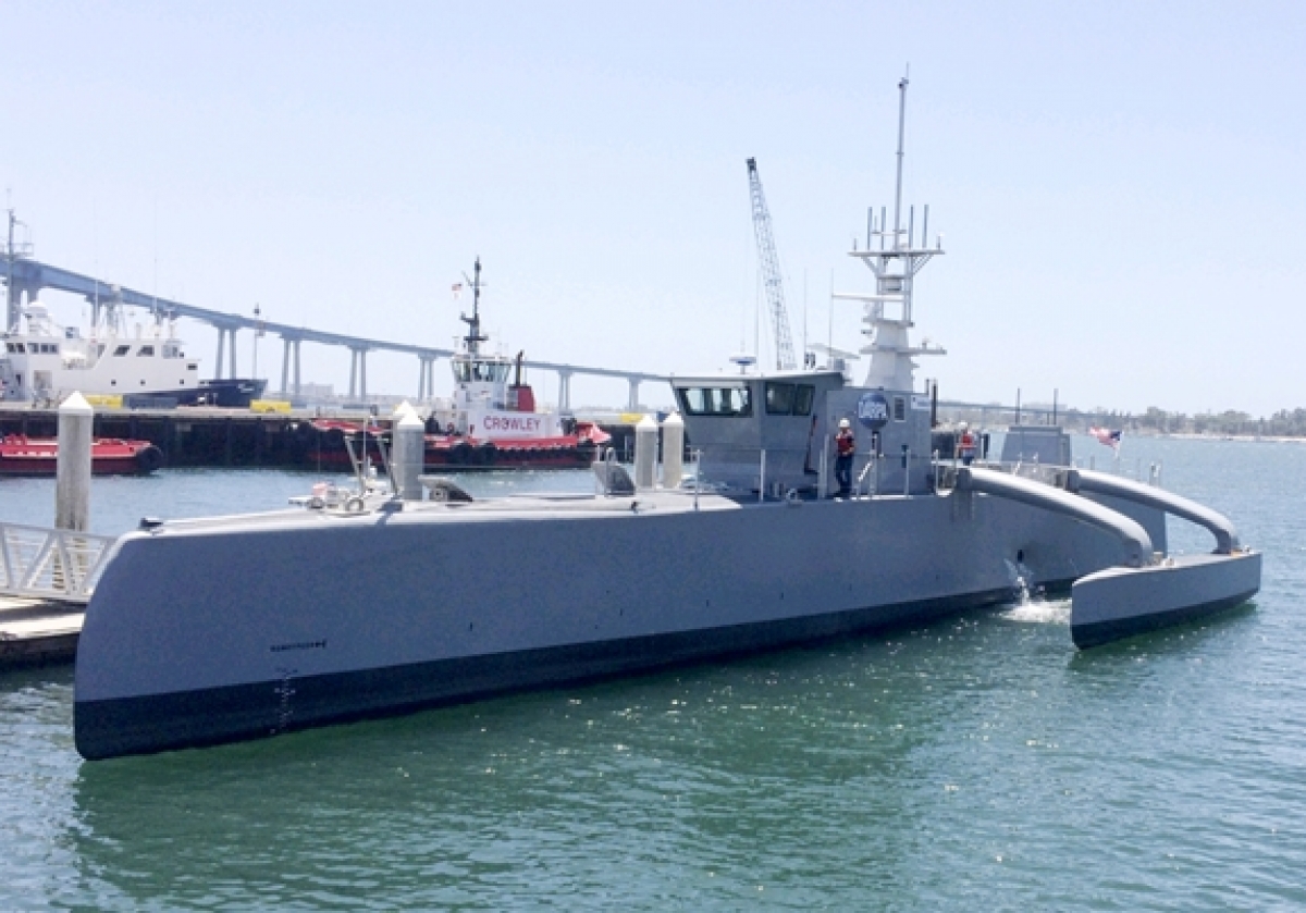 Tàu mặt nước không người lái (USV) Sea Hunter của Hải quân Mỹ. Ảnh: Navy Recognition