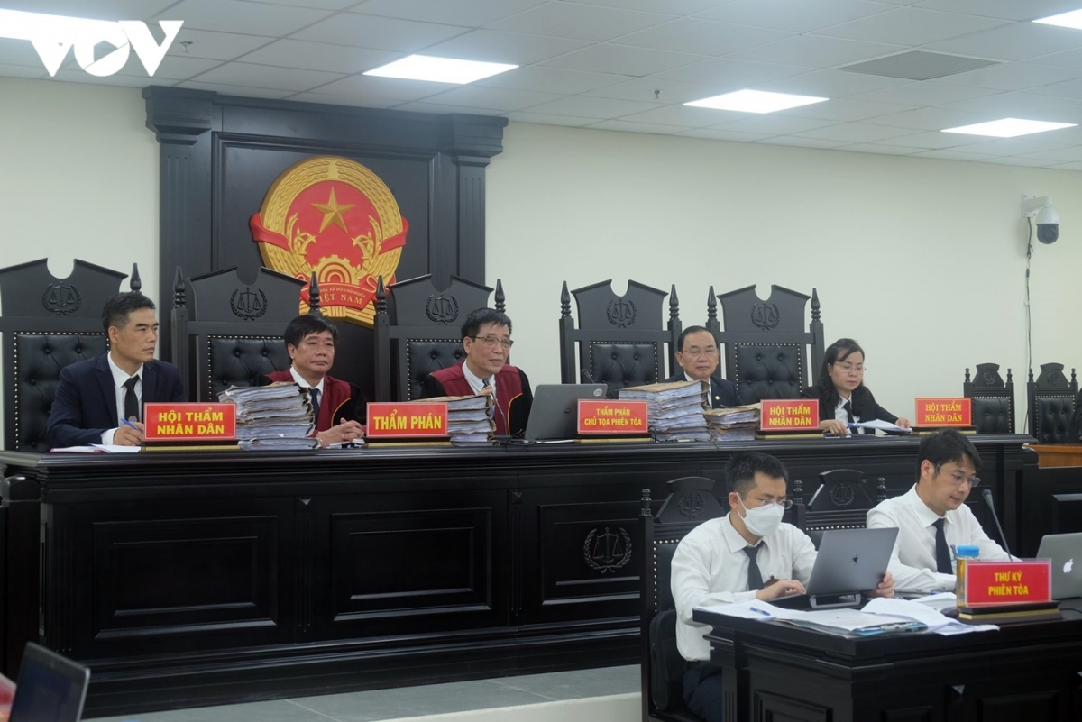 HĐXX xét hỏi bị cáo Trương Quốc Cường