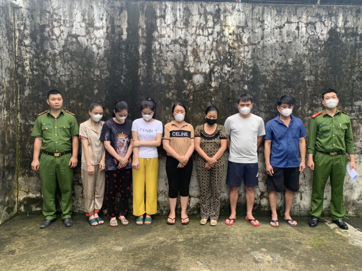 Các đối tượng tại cơ quan điều tra.