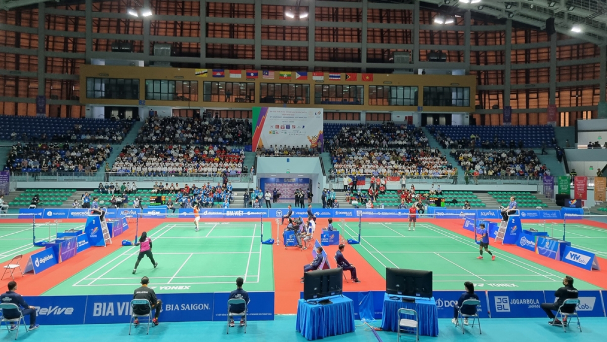 Các vận động viên môn cầu lông SEA Games 31 tranh tài tại Nhà Thi đấu tỉnh Bắc Giang.