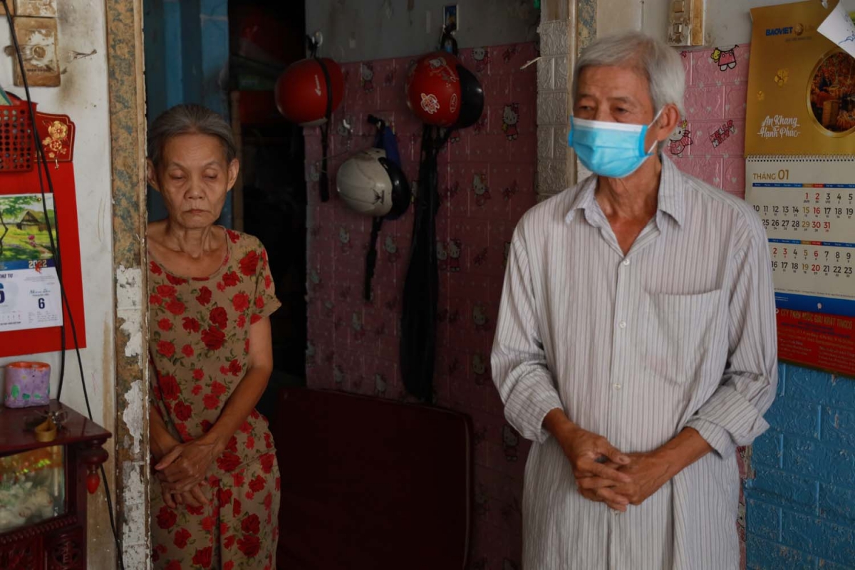 Chú Phùng và cô Đẹp