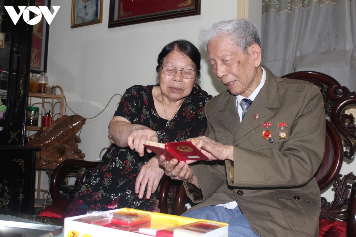 Cựu thanh niên xung phong Hồ Ngọc Toàn ôn lại kỷ niệm tham gia chiến dịch tại Ngã ba Cò Nòi.